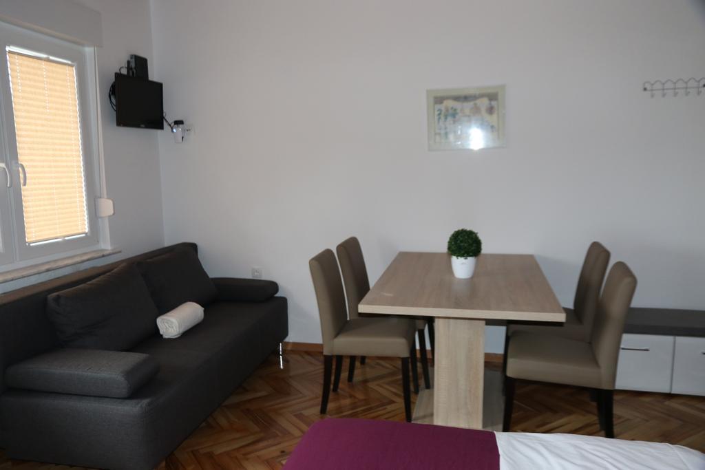 Apartmani Villa Christina Icici Exterior photo